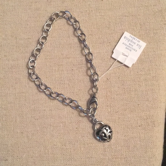 Jewelry - Lia Sophia "Lovey Dovey" bracelet